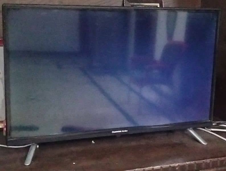 Changhong Ruba LED TV - 32 Inches 2