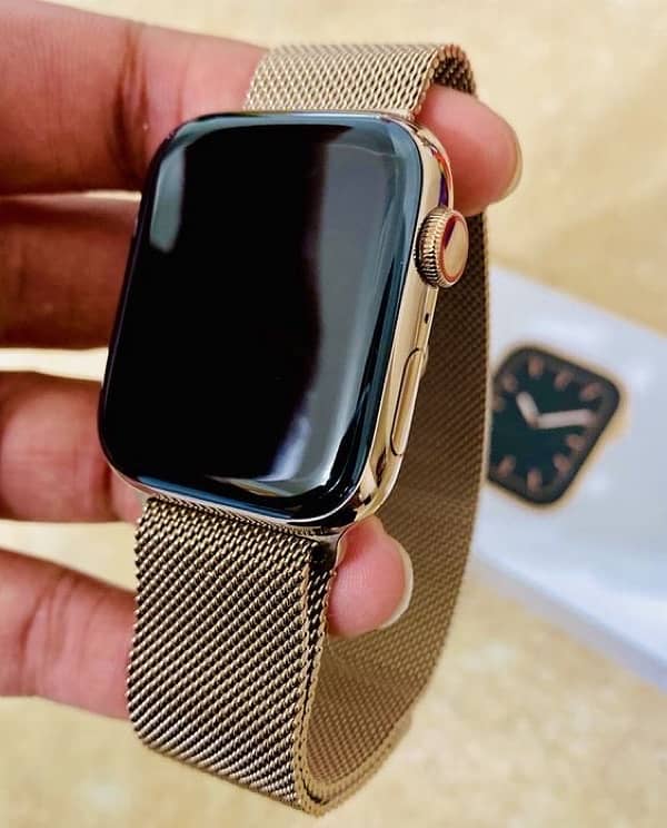 Apple watch Series 9 45MM Stainless steel GOLD 0