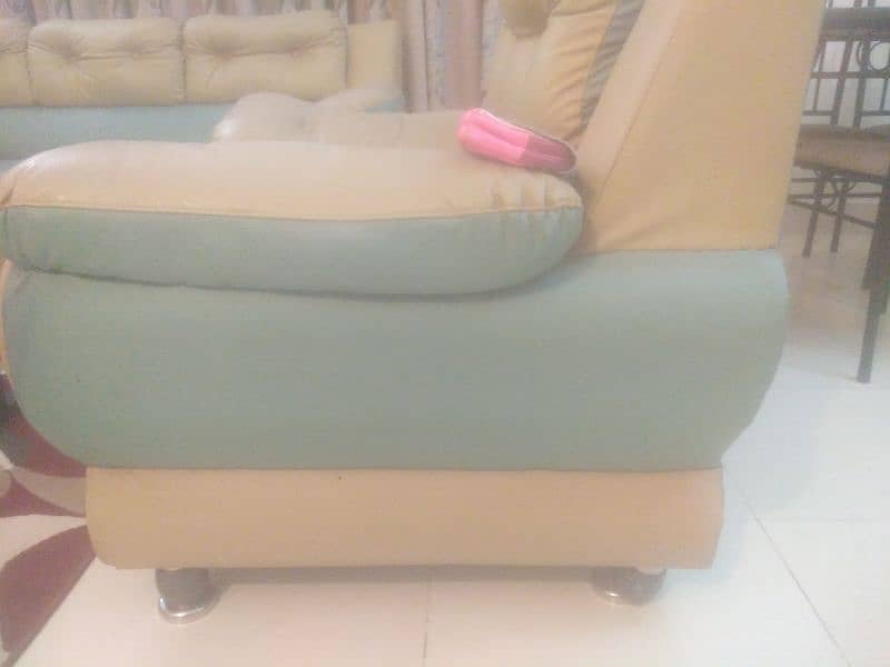 5 Seater Sofa 4