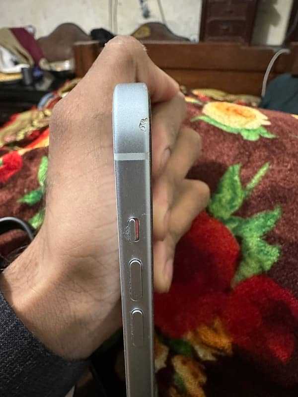 iphone 15jv 128gb 1