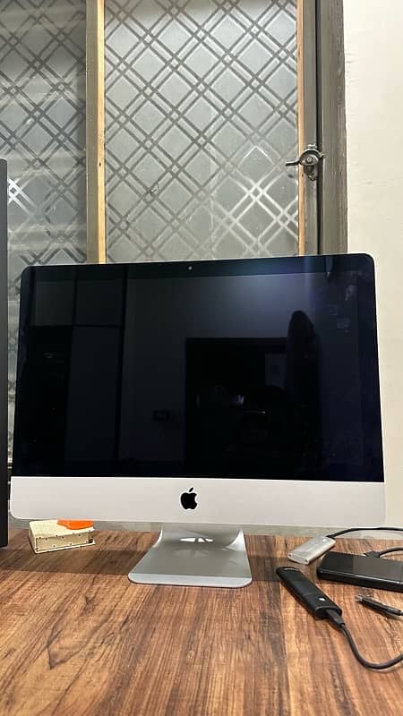 Imac late 2017 21 inches 4K Silm | Condition like brand new 0