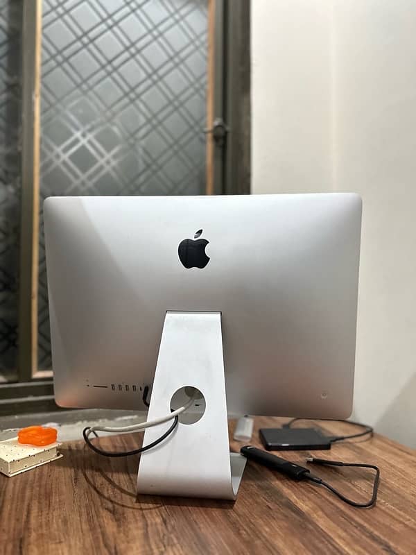 Imac late 2017 21 inches 4K Silm | Condition like brand new 2