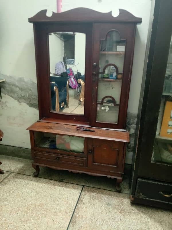 sheesham wood dressing table no damage no broken 2