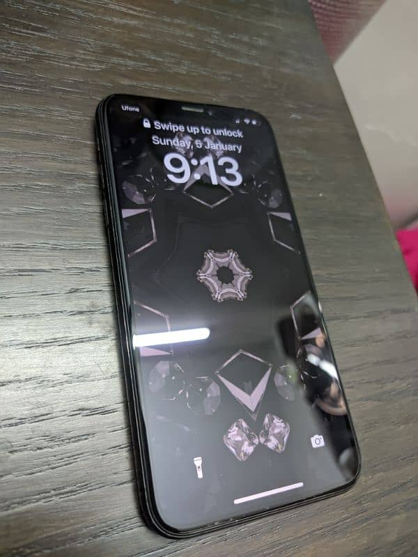 iPhone XS 64 GB PTA Approved 0