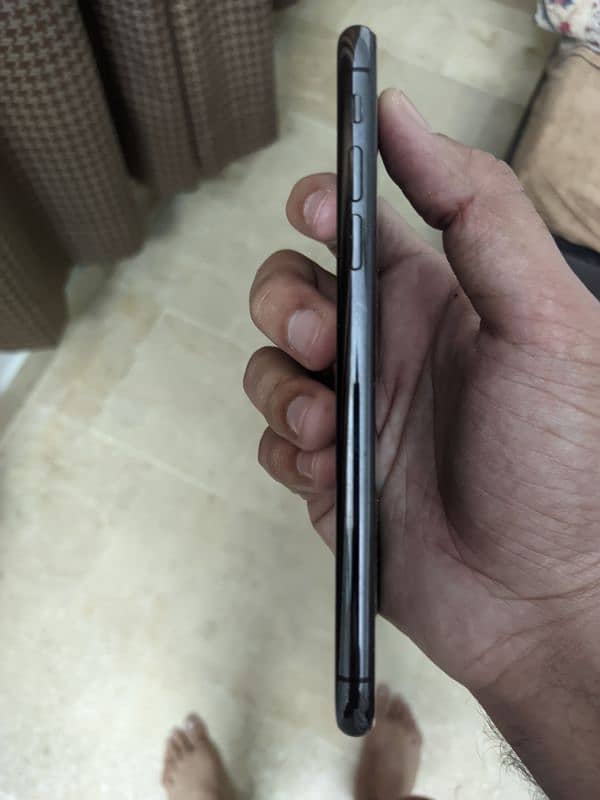 iPhone XS 64 GB PTA Approved 8