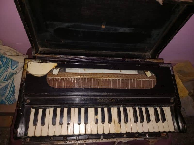 Harmonium 2