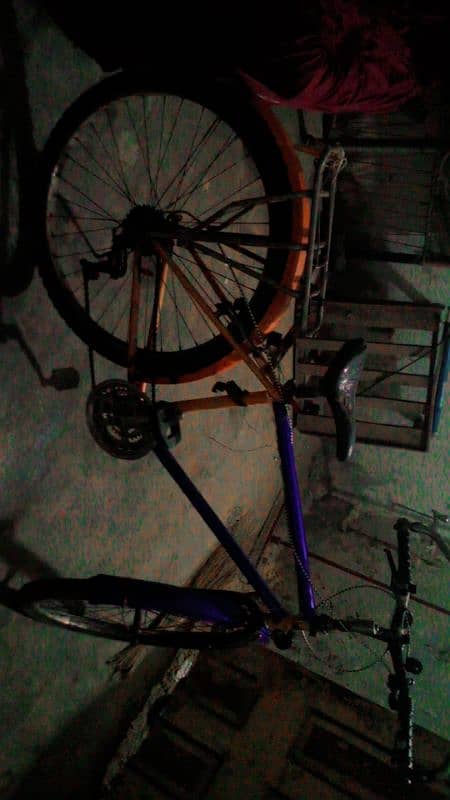 Speed Hybrid bicycle for sale in very good condition 0