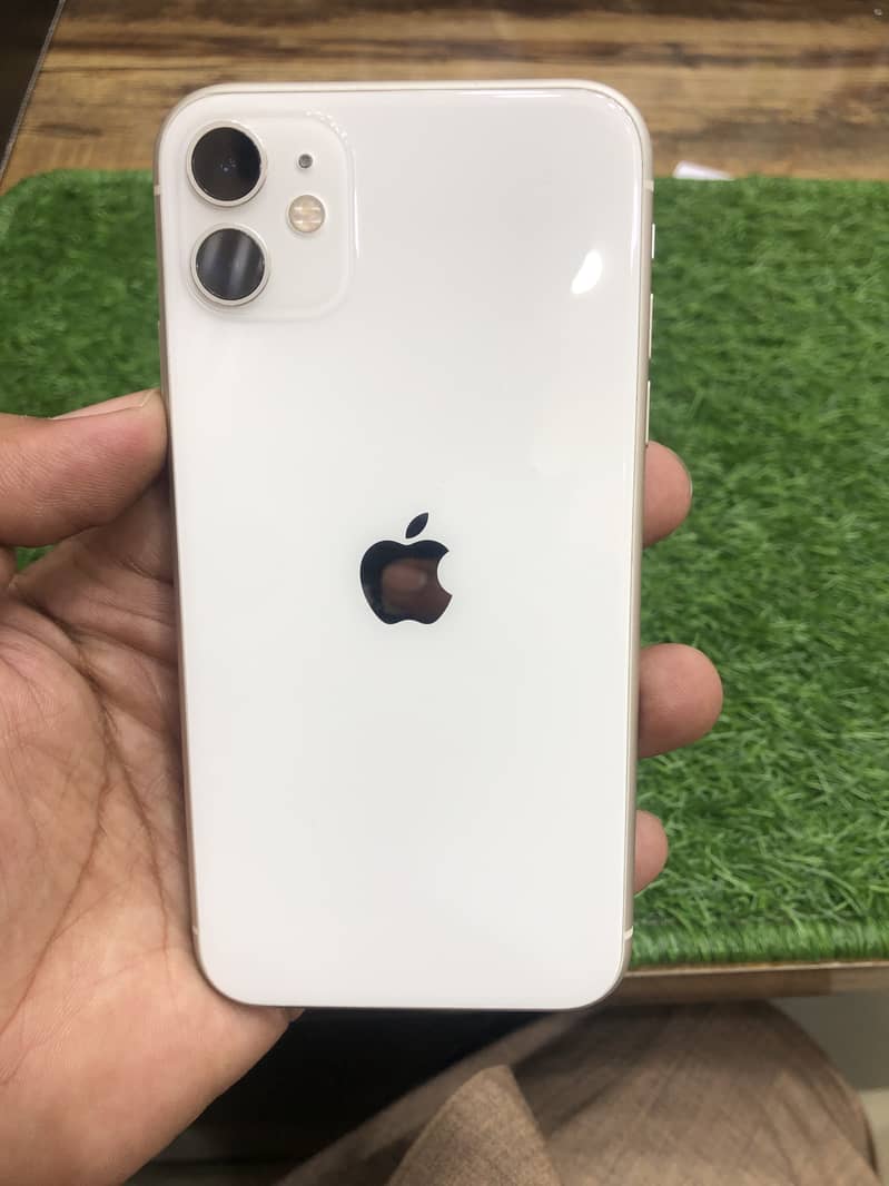 Apple iPhone 11 0