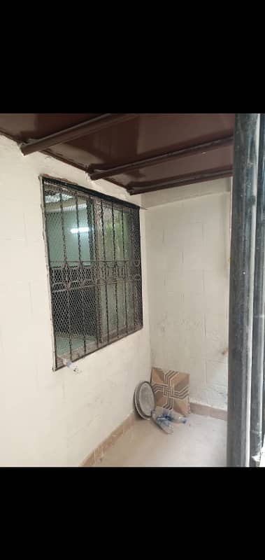 2 bed and launge flat available for sale in gulzar e hijri scheme 33 7