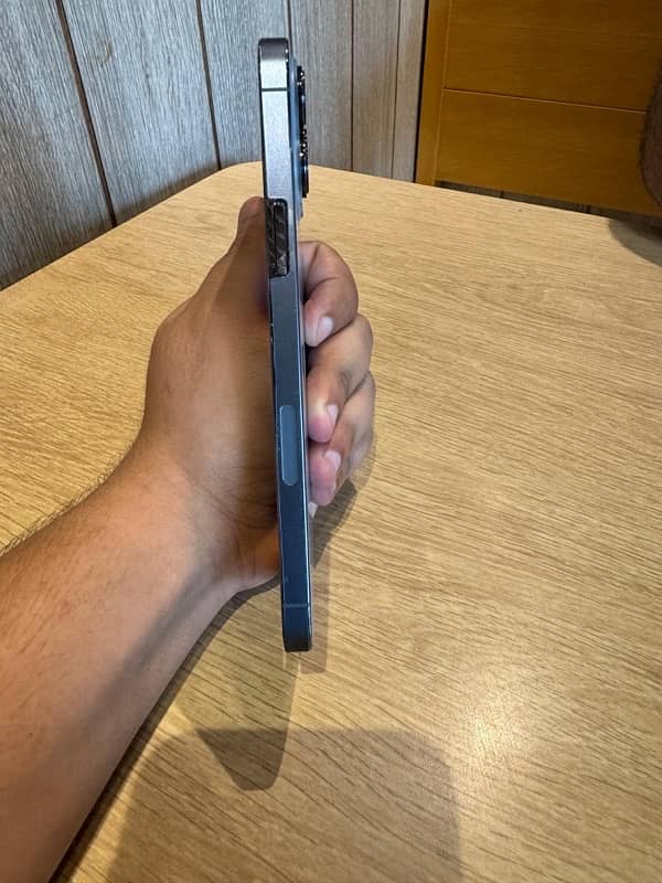 IPHONE 13 PRO MAX 512GB FACTORY UNLOCK 3