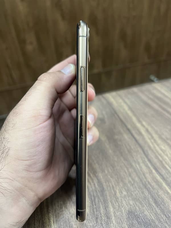 Apple iPhone 11 Pro Max PTA Approved 512GB 4