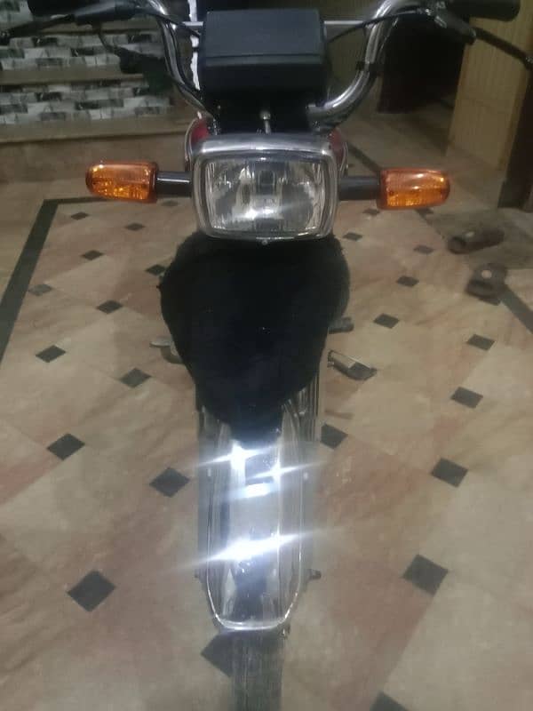 Honda 70 19 model new condition 0