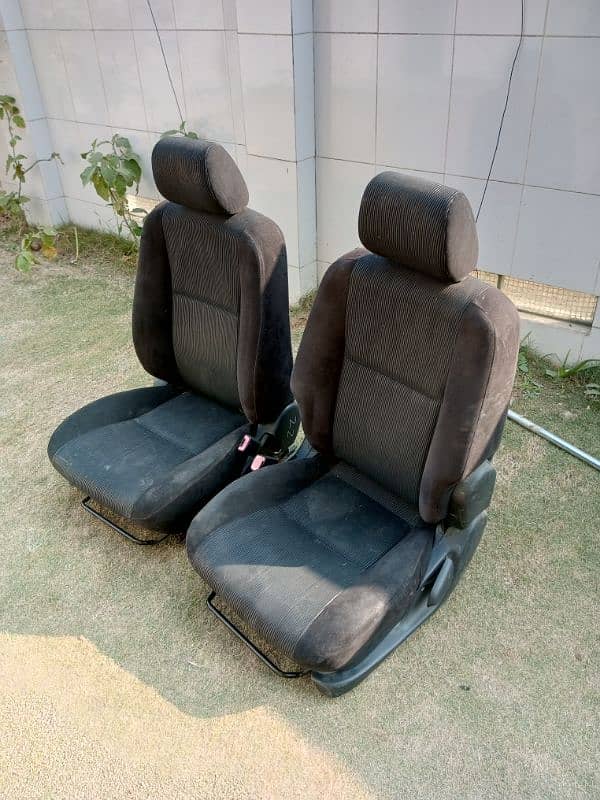 Corolla genuine front seats 1