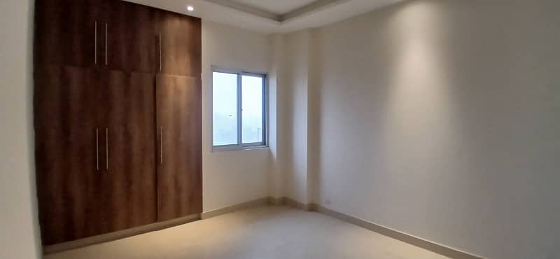 3-Bedroom Apartment Luxurious un Furnished Residential with Top-Notch Amenities Available For Rent in DHA Phase 4 8