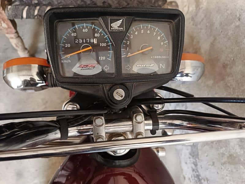 HONDA CG 125 Model 2022/23 Sticker 2023 For Sale 0300,1235827 6