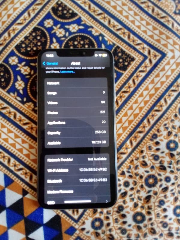 iphone x ,bypass,256gb,exchange possible. 5