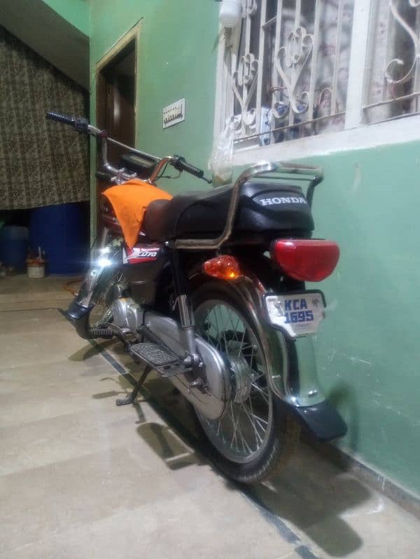 Honda 1990 Karachi number he fast owner he 1