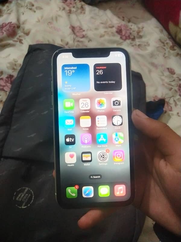 iPhone 11 128 gb non pta 4