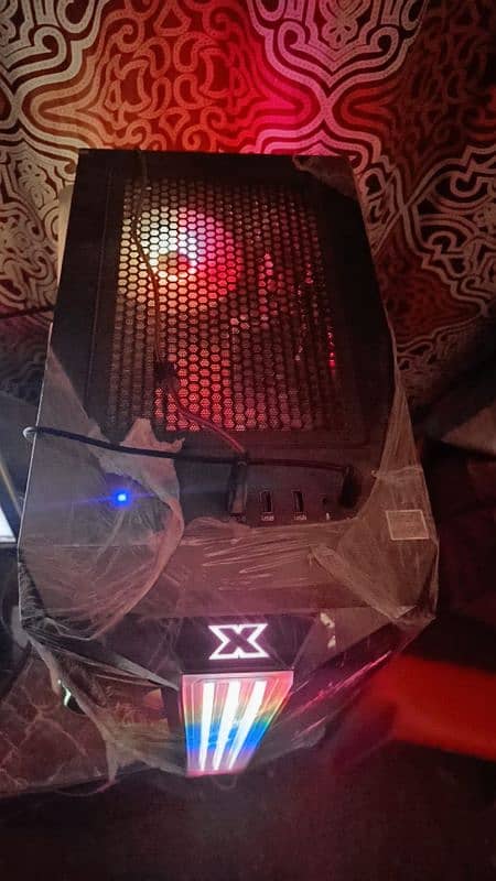 GAMING PC : AMD Ryzen 5 6500 6-Core Processor GHz  3.50 1