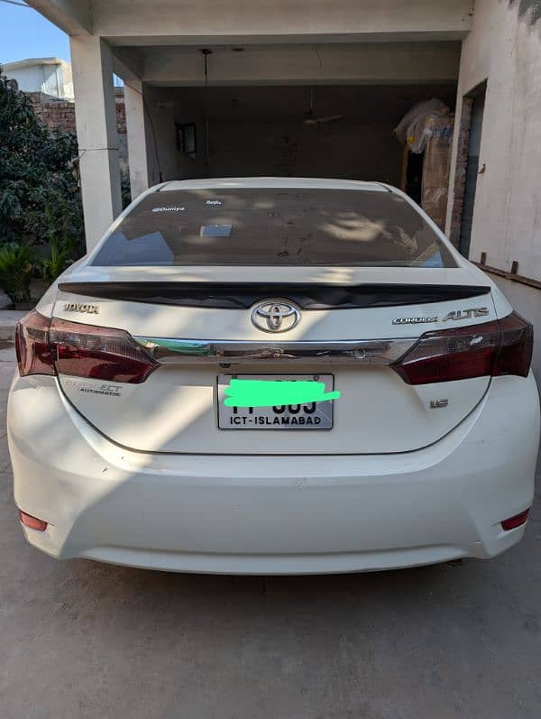 Toyota Corolla Altis 2015 1