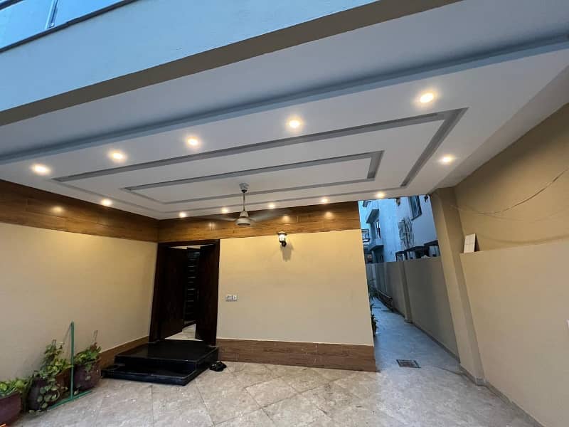 Ideal Prime Location House Is Available For sale In Lahore 2