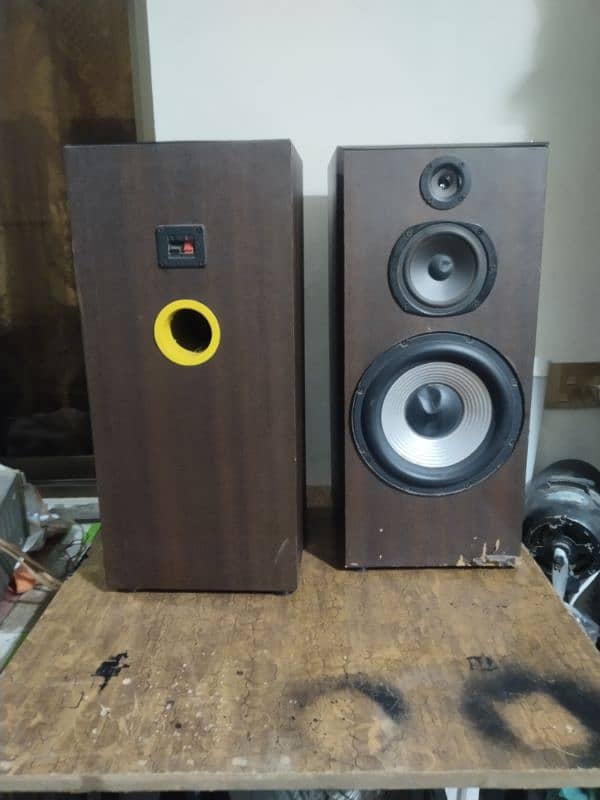 TEAC amplifier or SAMCO woofer speaker 6