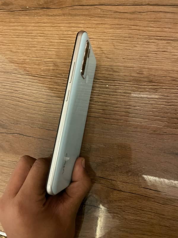 vivo y30 mint condition 1