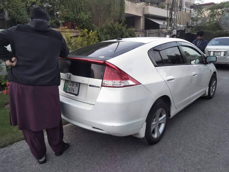 Honda Insight 2014 Lahore 3