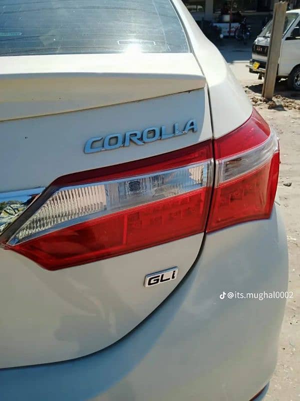 Toyota Corolla GLI 2016 13