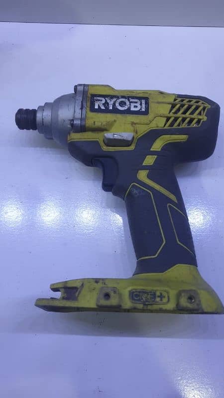 Ryobi 18 v 4