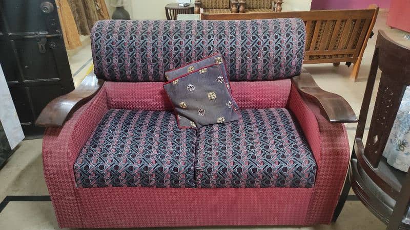 7 seater sofa set condition 8/10 0