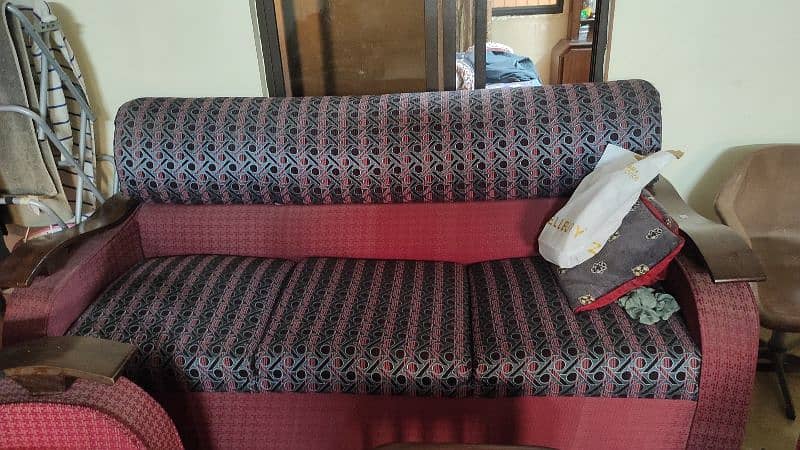 7 seater sofa set condition 8/10 1