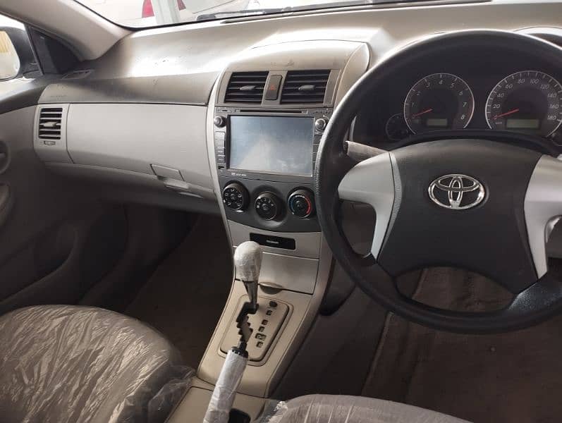 Toyota Corolla Axio 2011 / 2012 3