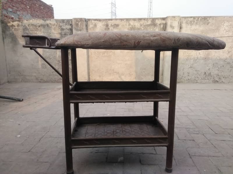 Metal Iron Stand For Sale 0