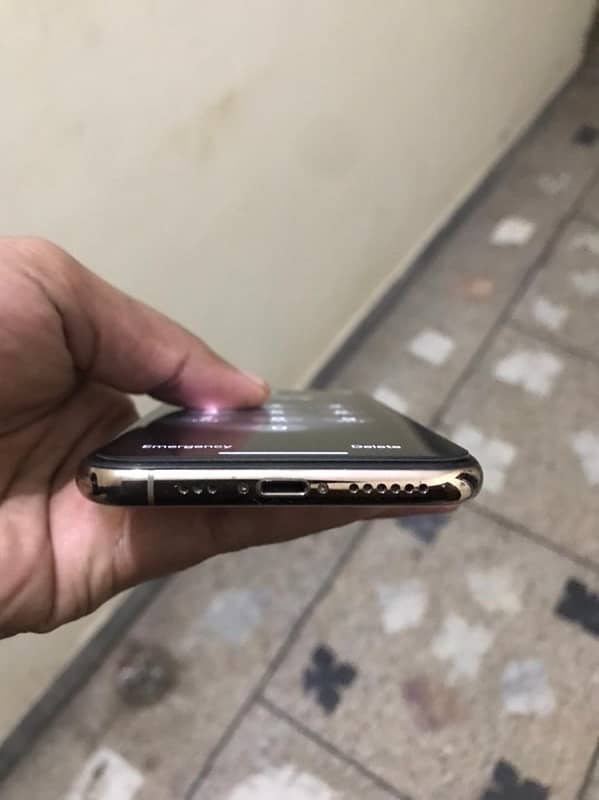 iphone xs non pta 4