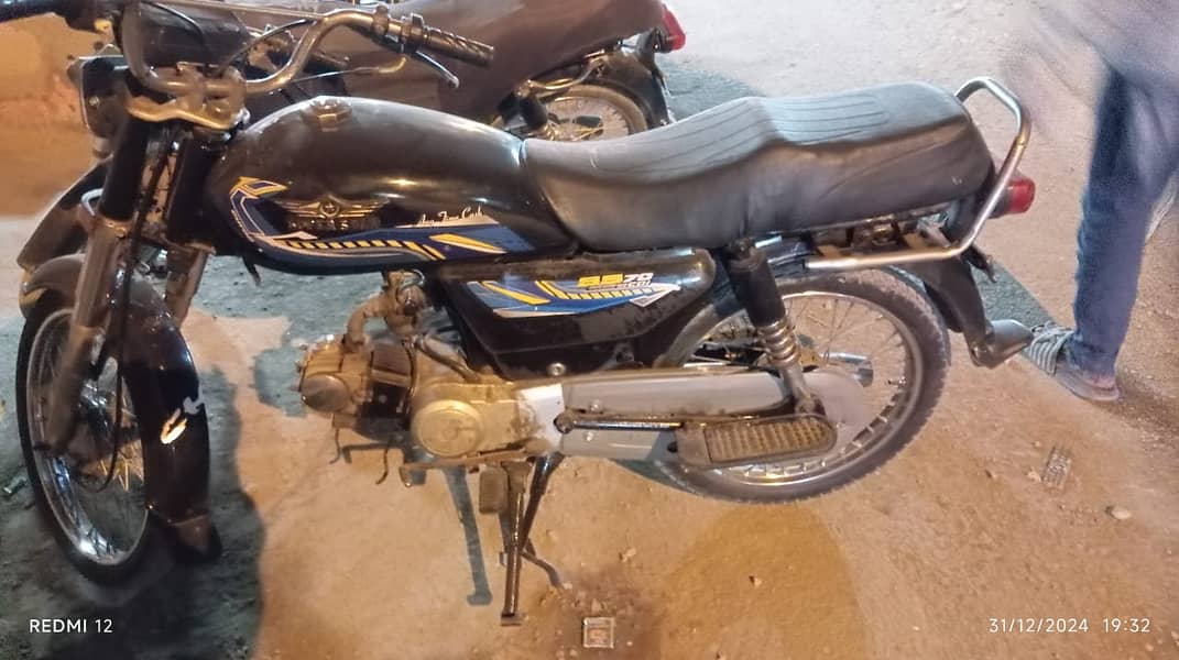 SUPER STAR BIKE URGENT SALE NEED FOR MONEY 3