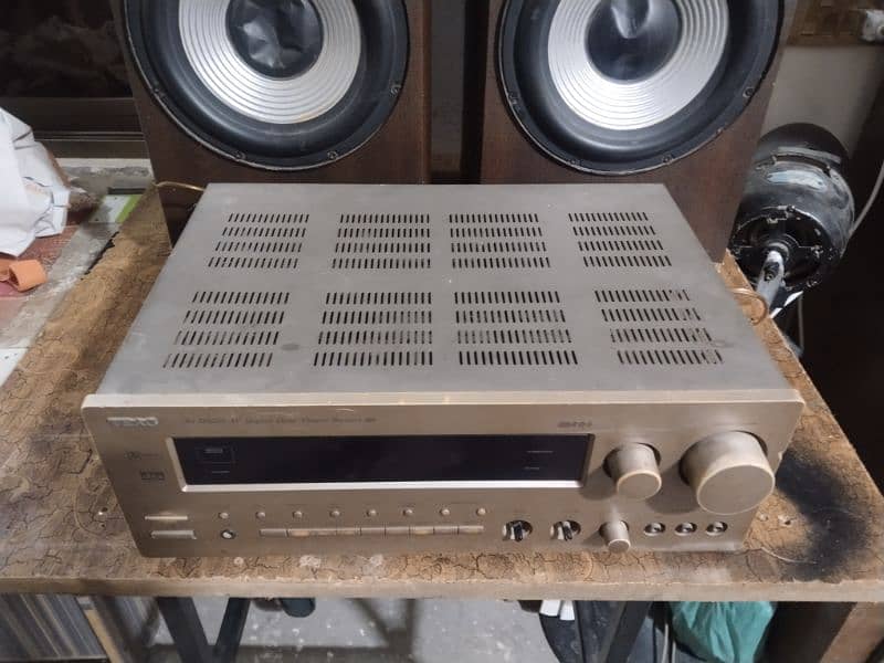 TEAC amplifier and SAMCO WOOFER Speaker 1