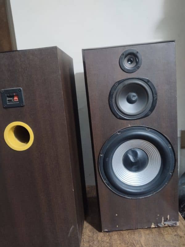 TEAC amplifier and SAMCO WOOFER Speaker 7