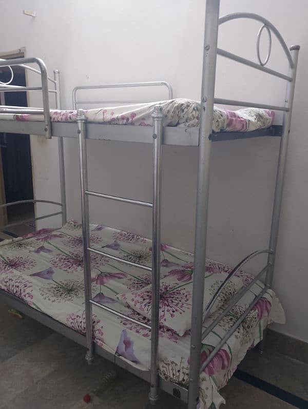 I want sell my bunk beds like new condition 10/10 0