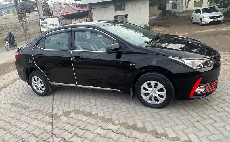 Toyota Corolla XLI 2017 3