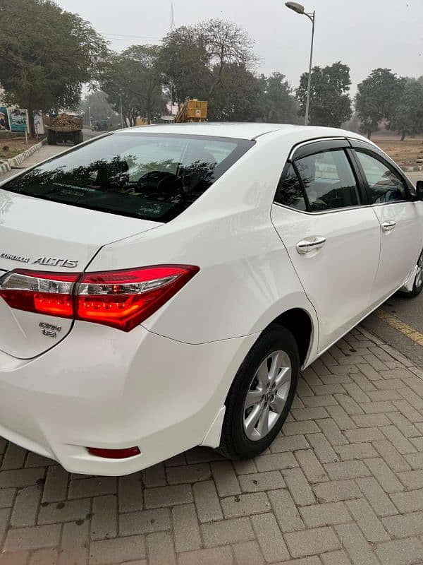 Toyota Altis Grande 2017 5