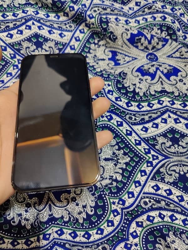 iphone 12 pro , 256 Gb Non pta waterpack 1