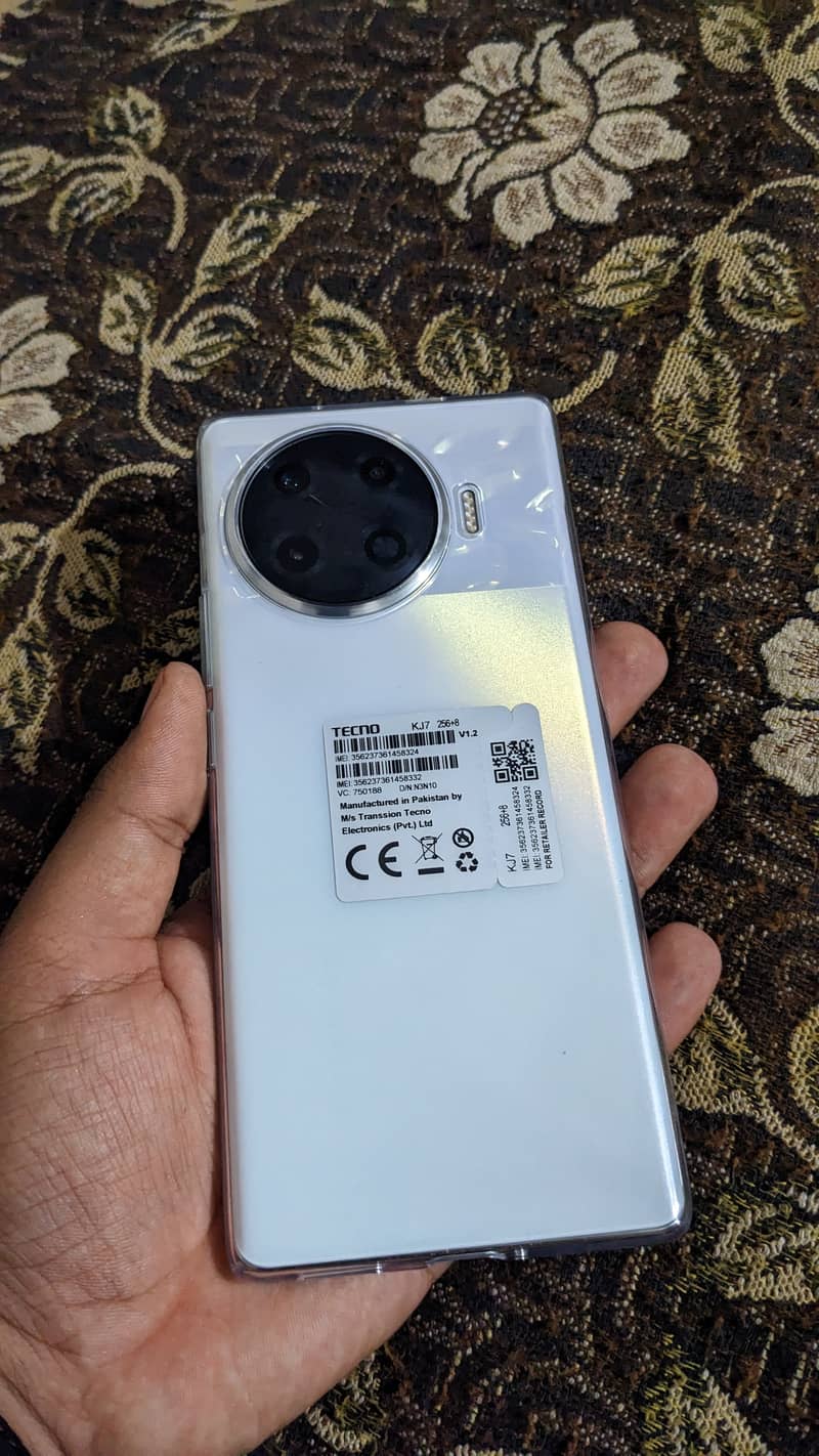 Tecno spark 20 pro plus 2