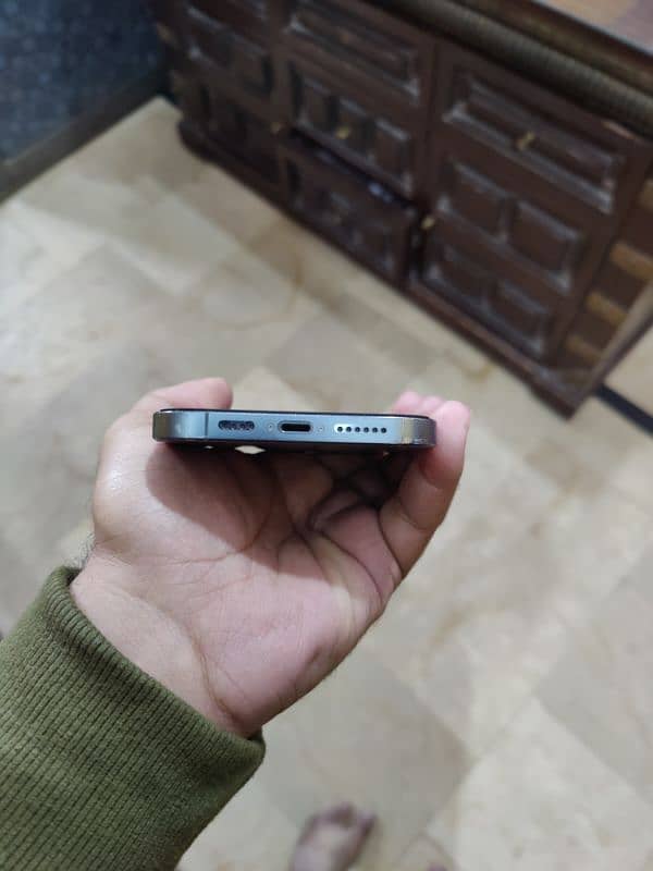 iPhone 13 pro max 128GB factory 4