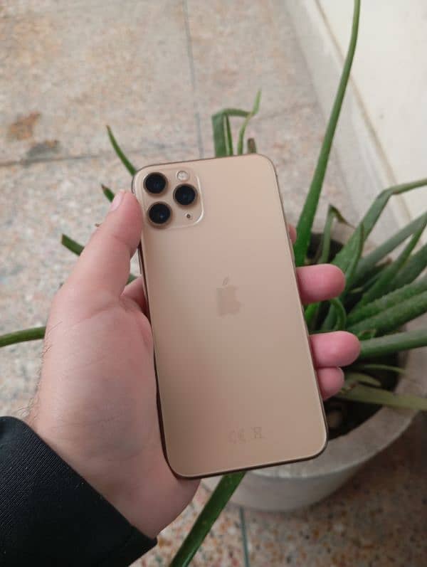 iPhone 11 pro 6