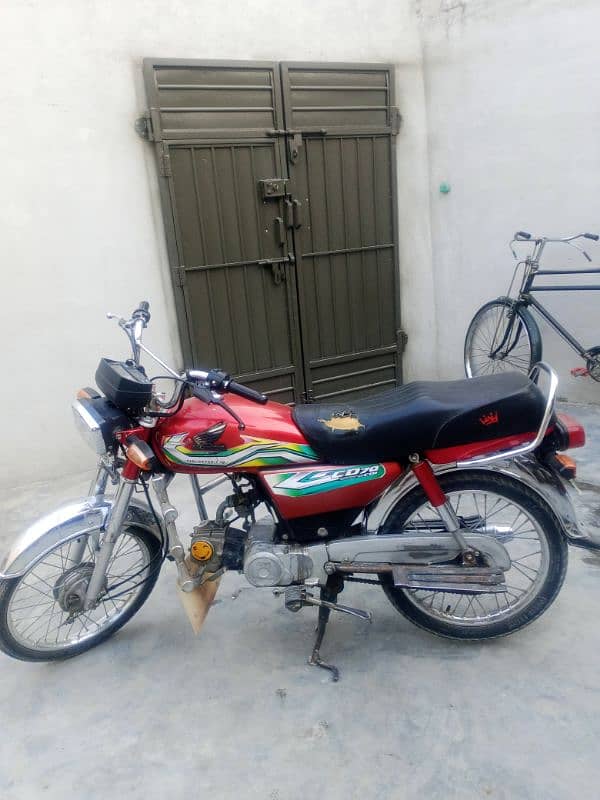 Honda cd70 good condition 3