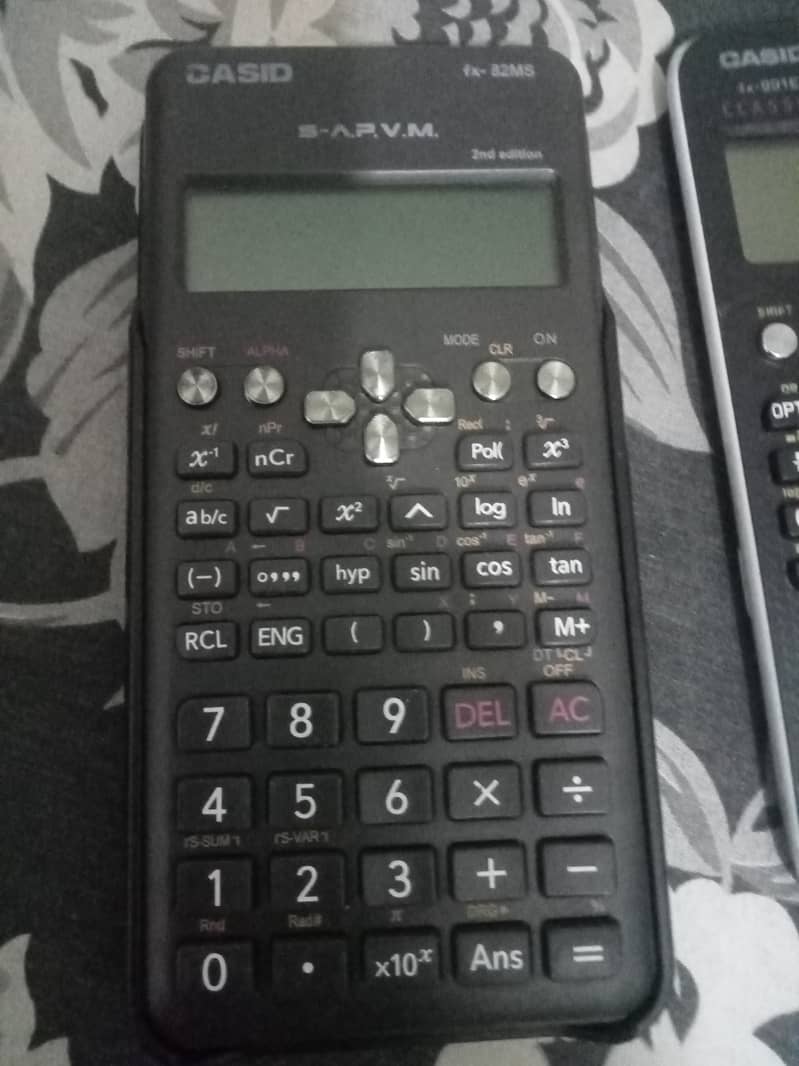 New and original calculator of Casio and citizen 2