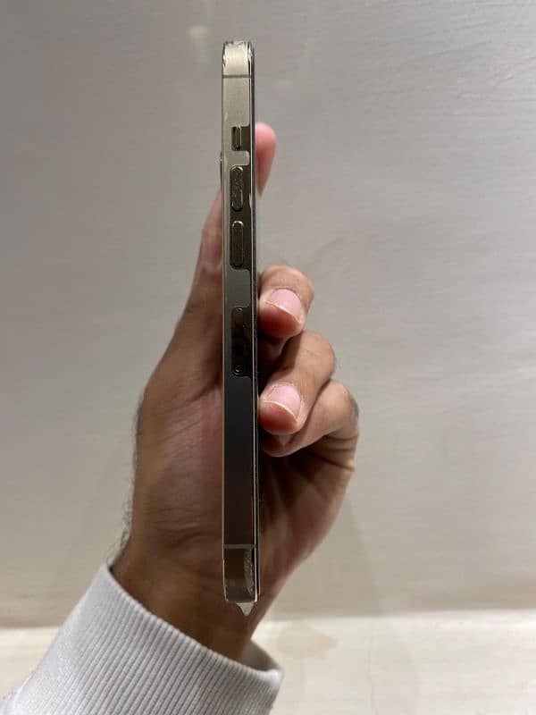 Iphone 13PRO 128GB Non Pta 4