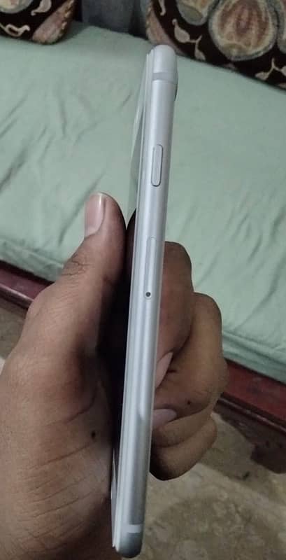 Iphone 8 64Gb Non Pta 3