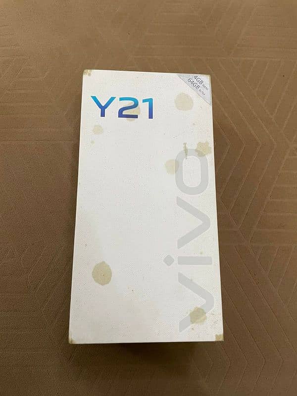 VIVO Y21 4 + 1 GB RAM MEMORY 64 GB 10